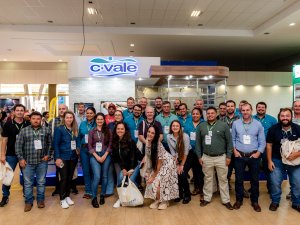 C.Vale recebe produtores e apresenta sua linha de pescados na Fish Expo 2023