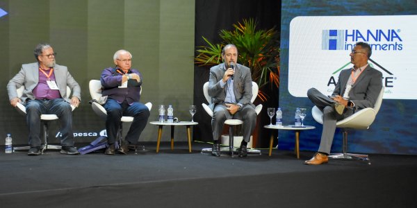 Estrat&eacute;gias e a&ccedil;&otilde;es para o desenvolvimento sustent&aacute;vel da cadeia de pescados frente &agrave;s transforma&ccedil;&otilde;es na economia e na sociedade a n&iacute;vel global