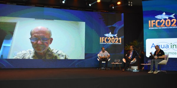 Ph.D. Kevin M. Fitzsimmons, Director International Initiatives, Professor, Departament of Environmental Science the University of Arizona. Past-President Word Aquaculture Society.