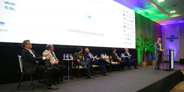 Estrat&eacute;gias e Pol&iacute;ticas para transformar o Brasil em um grande player mundial de pescados.