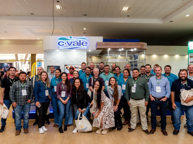 C.Vale recebe produtores e apresenta sua linha de pescados na Fish Expo 2023